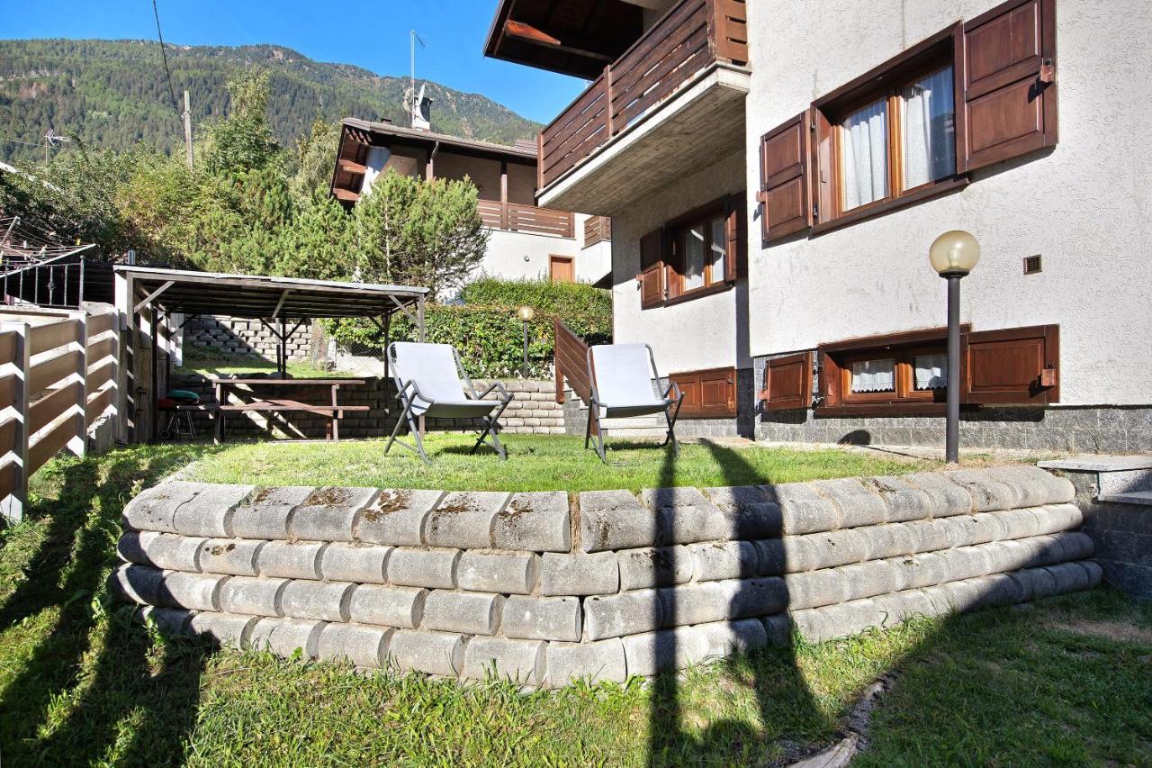 Mountain Chalet Close To Bormio Villa Valdisotto Eksteriør billede