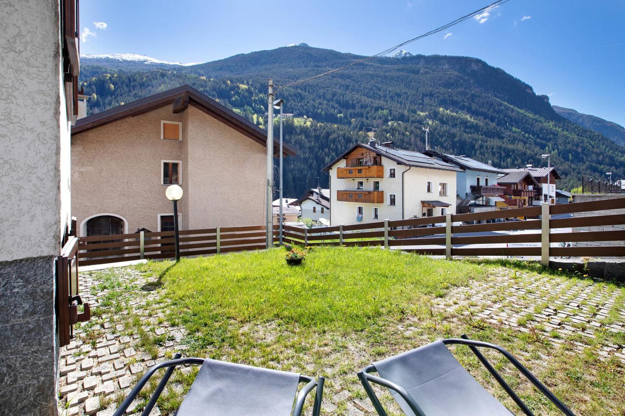 Mountain Chalet Close To Bormio Villa Valdisotto Eksteriør billede