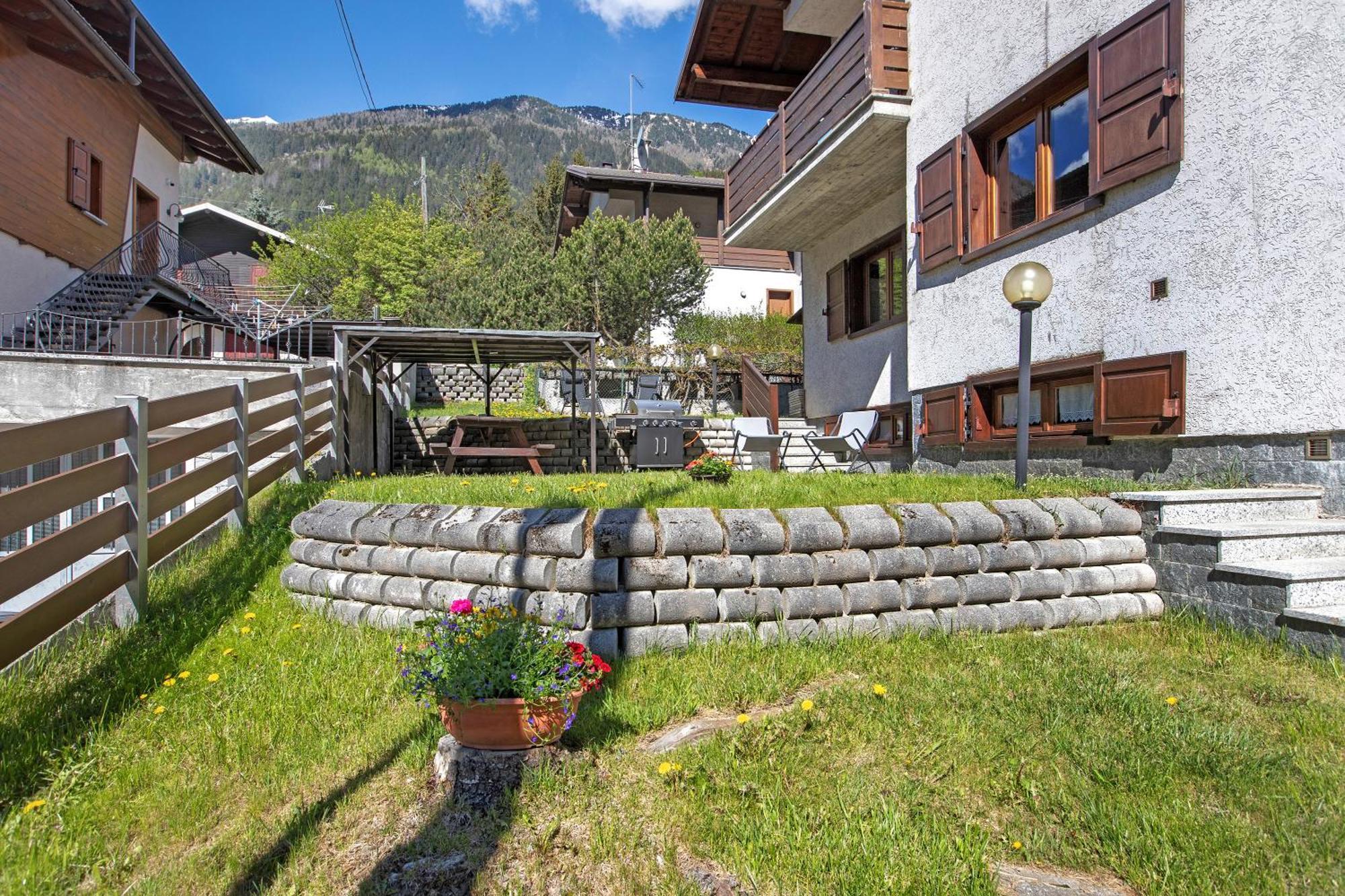 Mountain Chalet Close To Bormio Villa Valdisotto Eksteriør billede